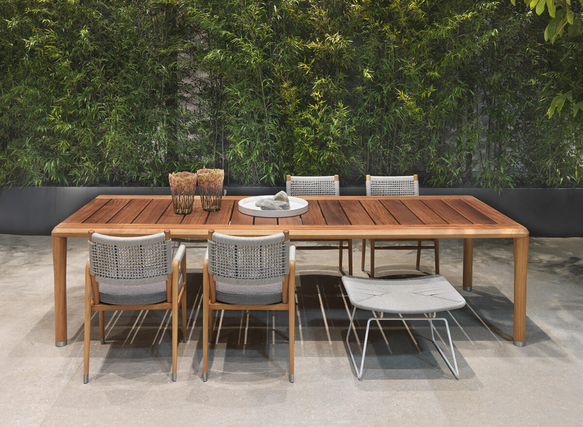 Flexform Kobo Outdoor Dining Table LIFESTYLE 03