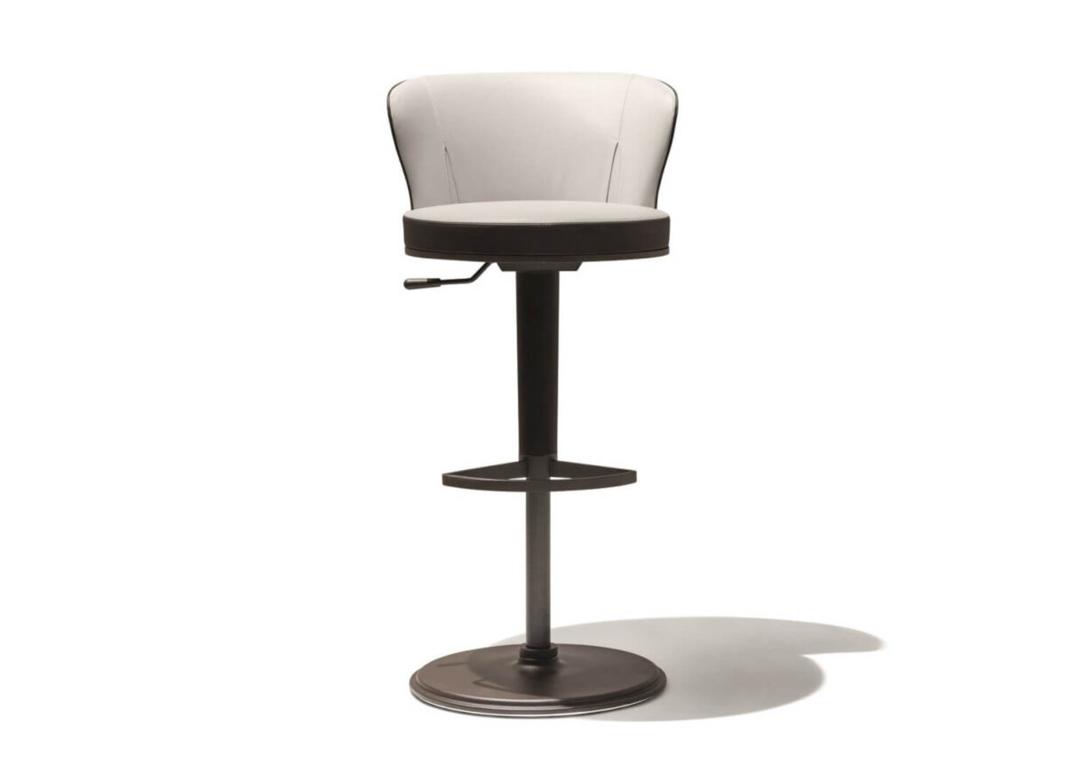 Giorgetti Ode Bar Stool STILL LIFE 001