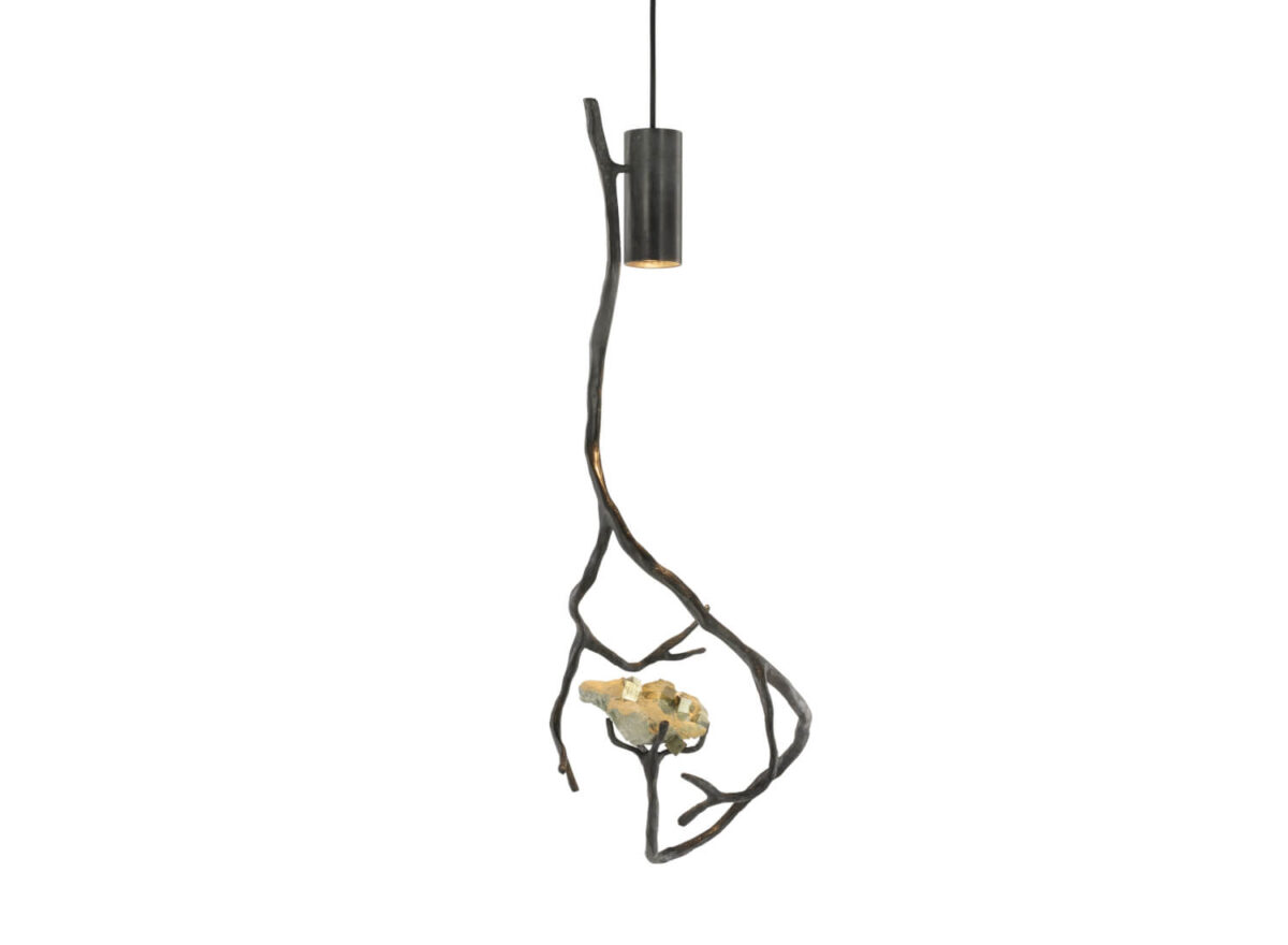 Brand van emgond Orpheus Pendant Pyrite ORC25BDP PYR STILL LIFE 003