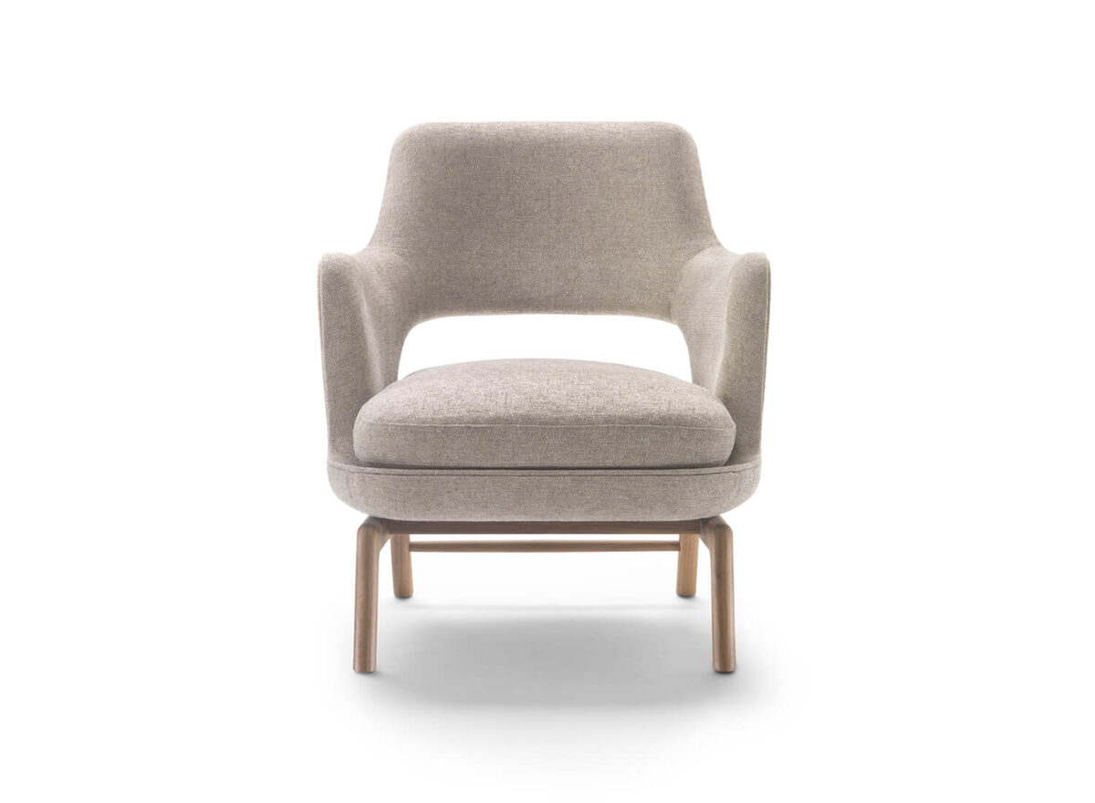 Flexform Eliseo Wood Base Armchair STILL LIFE 01