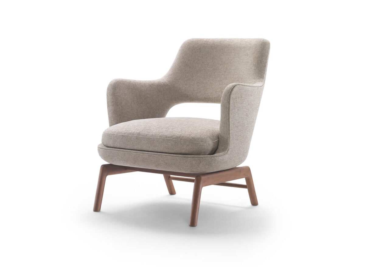 Flexform Eliseo Wood Base Armchair STILL LIFE 02