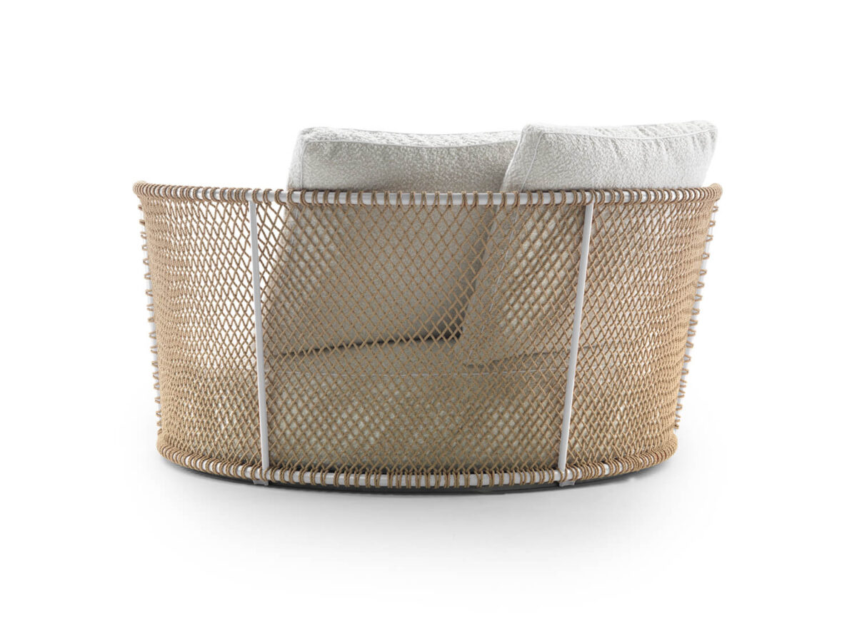 Flexform Oasis Stand Alone Round Sofa STILL LIFE 04