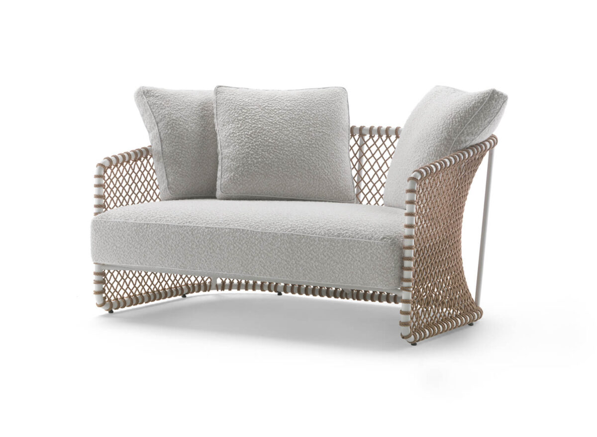 Flexform Oasis Stand Alone Sofa STILL LIFE 01