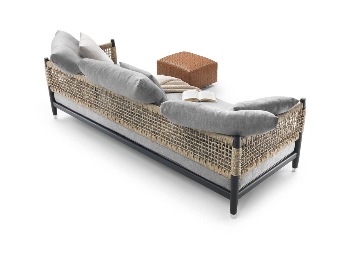 Flexform Parker Stand Alone Three Seater STILL LIFE 003