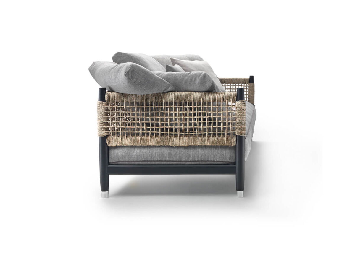 Flexform Parker Stand Alone Three Seater STILL LIFE 004