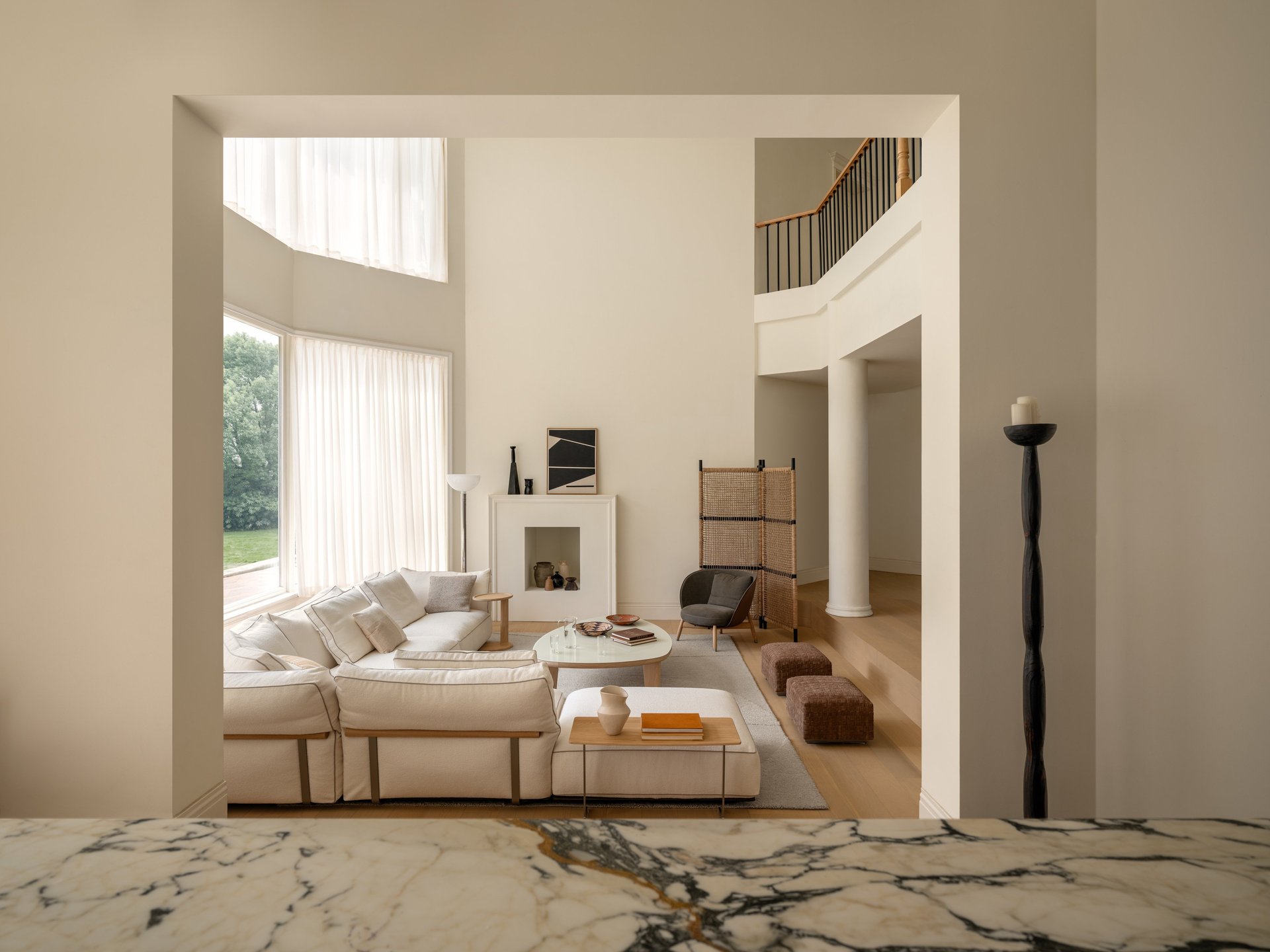 Flexform-Furniture-Shanghai-Grey-House-In-Situ-Journal-003