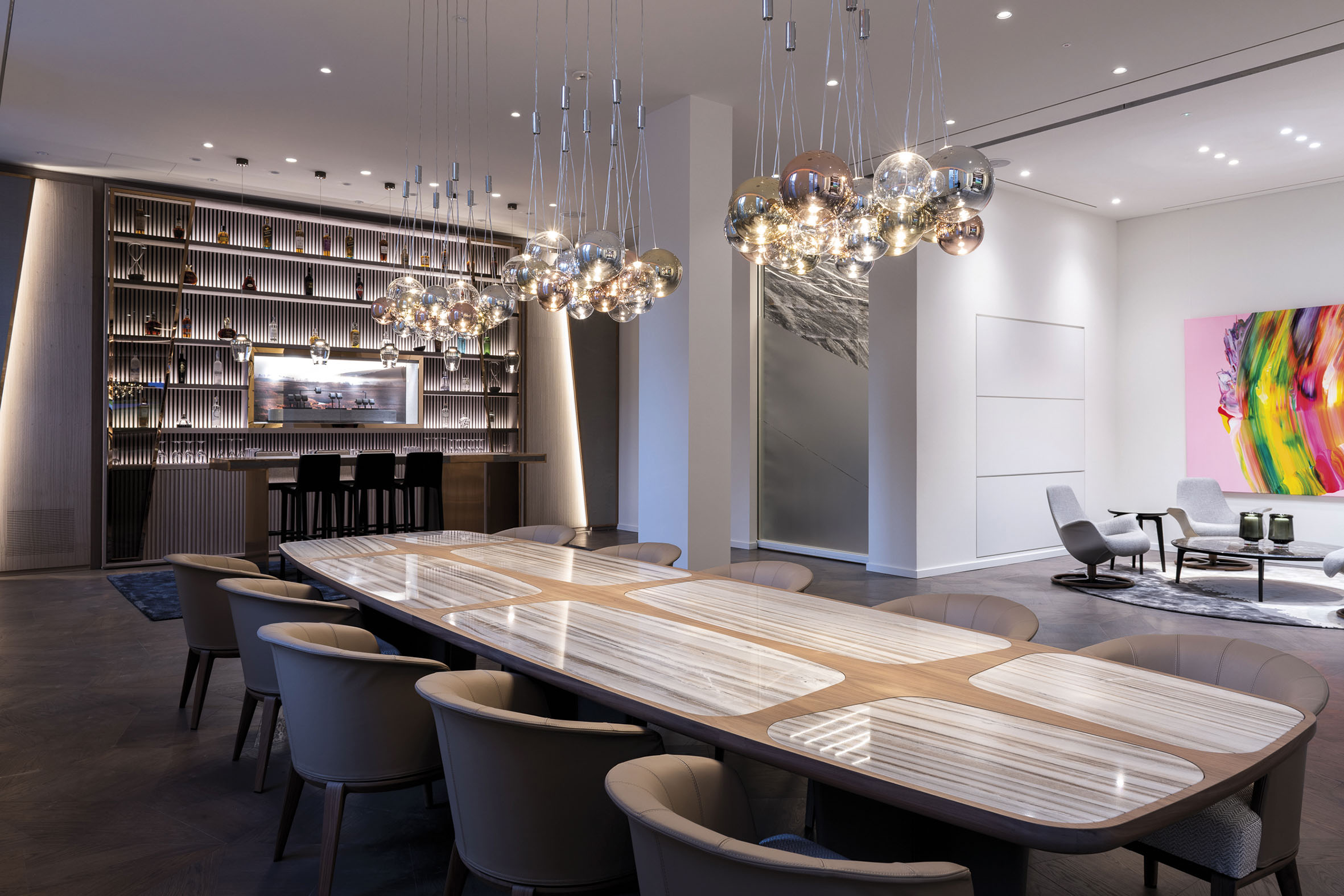 Dining-at-scale-for-expansive-interiors-journal-011