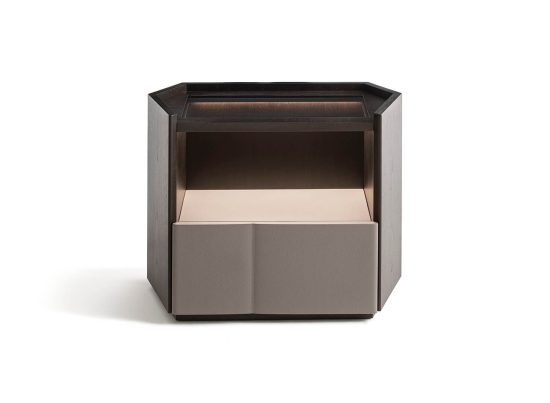 Giorgetti Delphi Bedside Table STILL LIFE 01