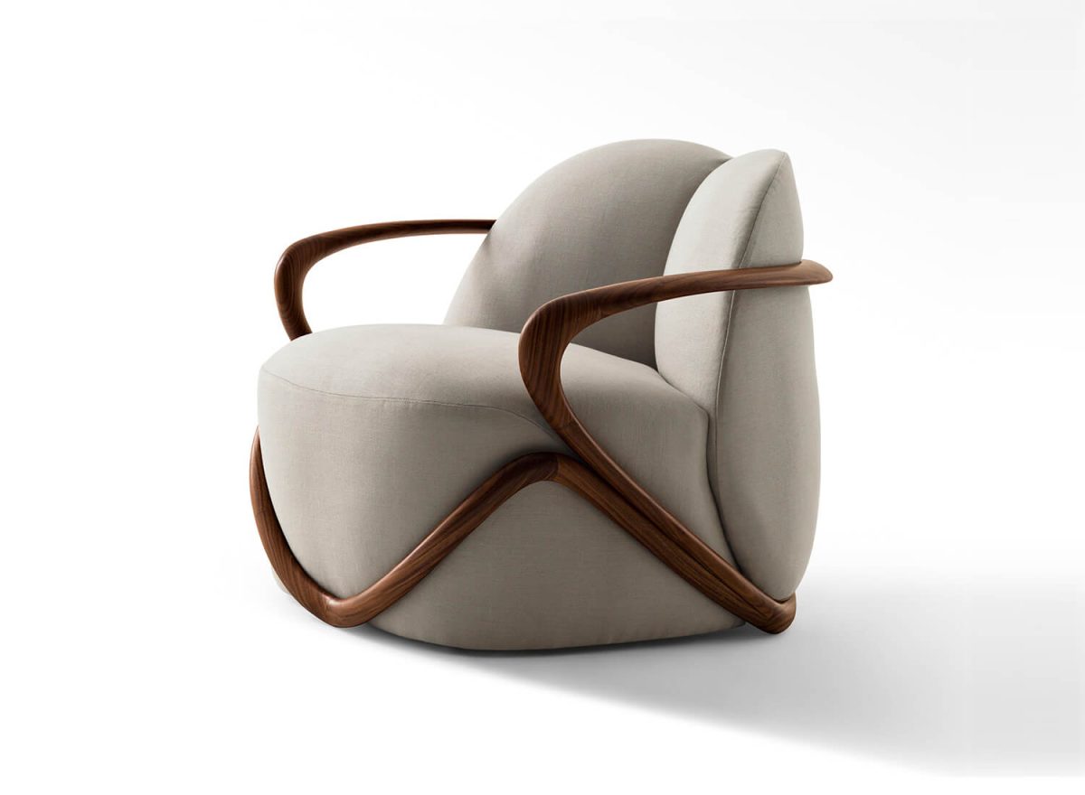 Giorgetti Hug Chair STILL LIFE 001