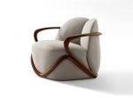 Giorgetti Hug Chair STILL LIFE 001