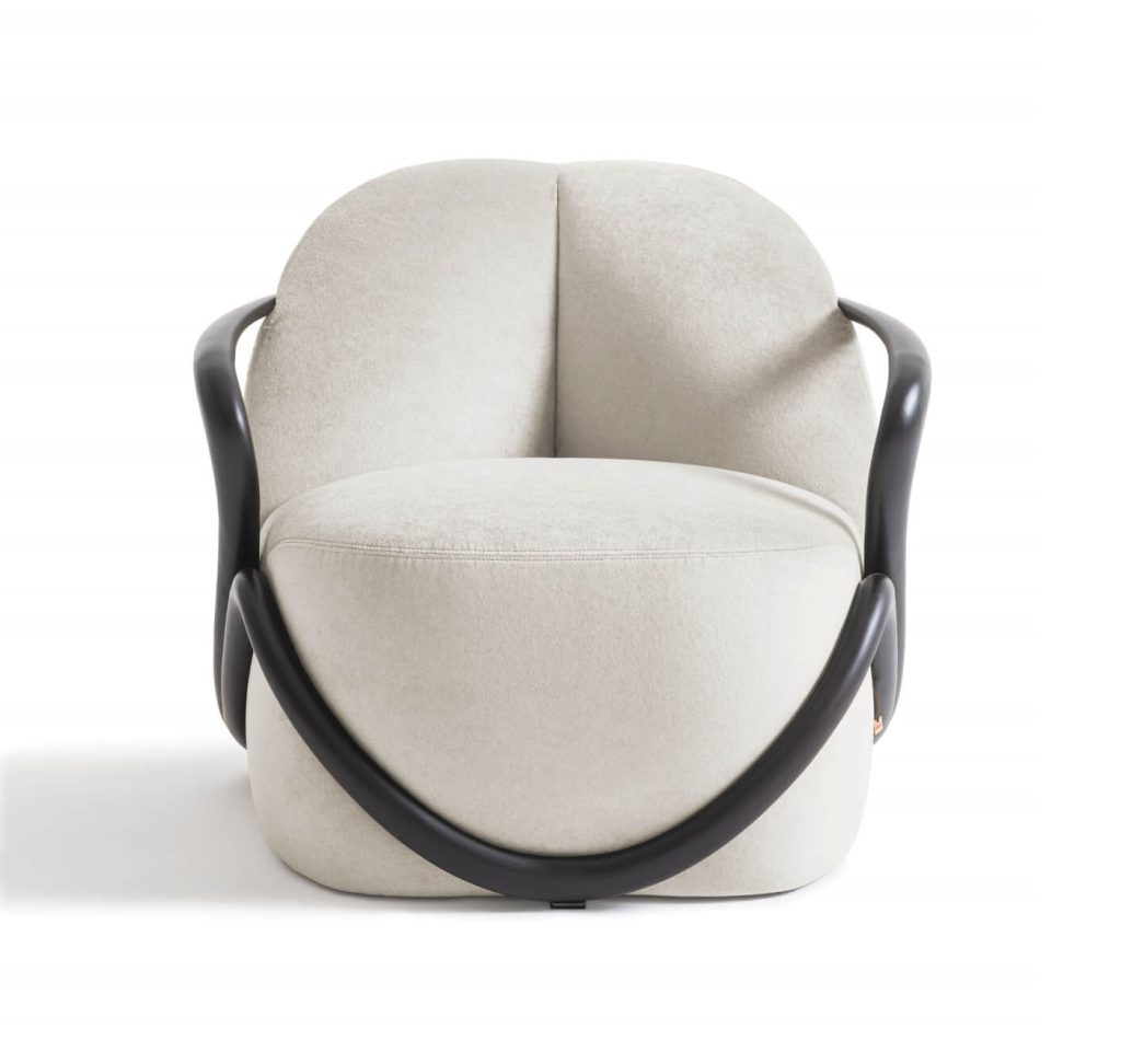 Why-Craftsmanship-Matters-JOURNAL-014-Hug-Armchair-01