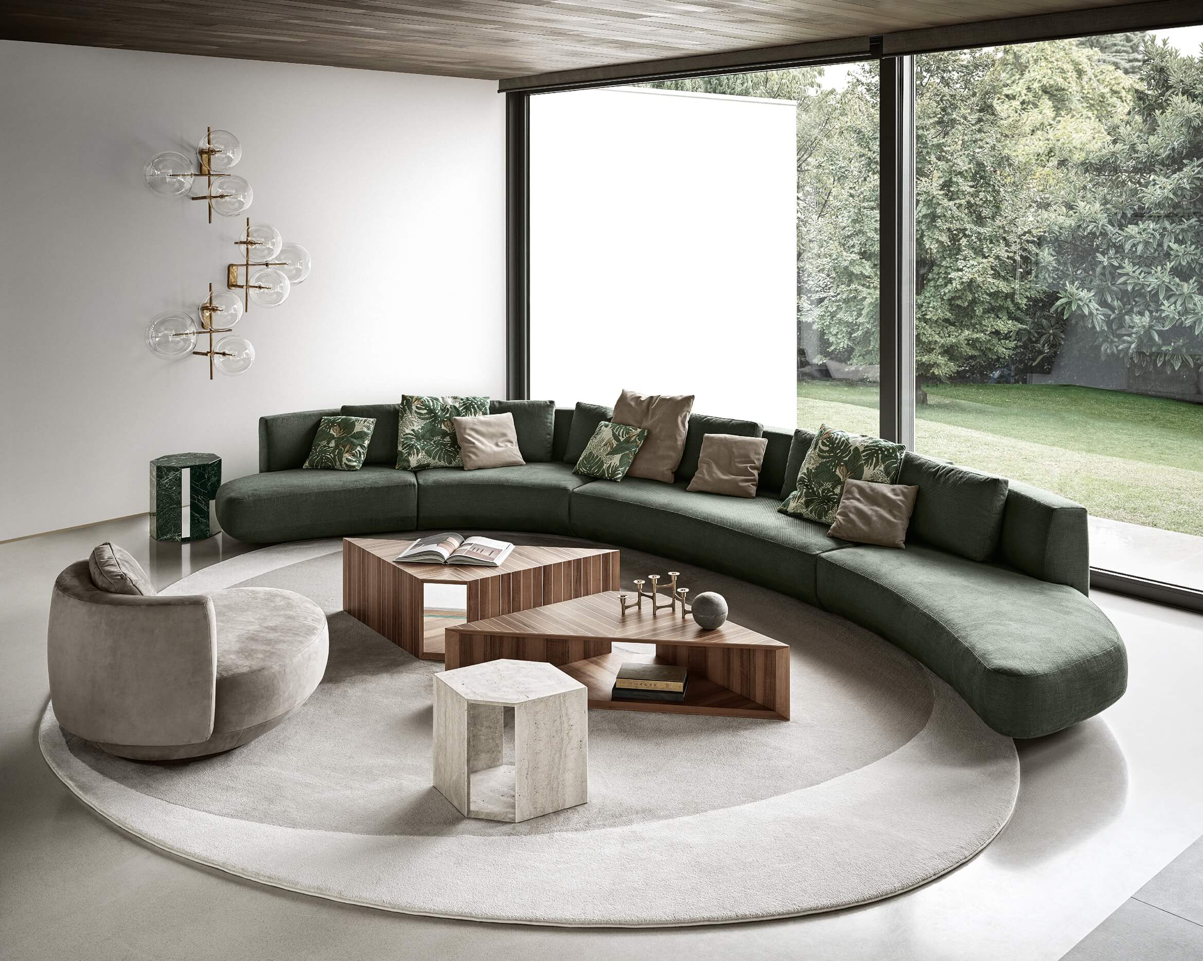 5-Italian-Leather-Sofas-That-Redefine-Modern-Living-JOURNAL-010