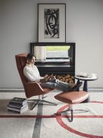 Poltrona Frau downtown lounge armchair swivel LIFESTYLE 002