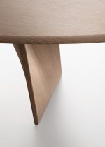 Rimadesio Lambda Oval Wood Dining Table STILL LIFE 002