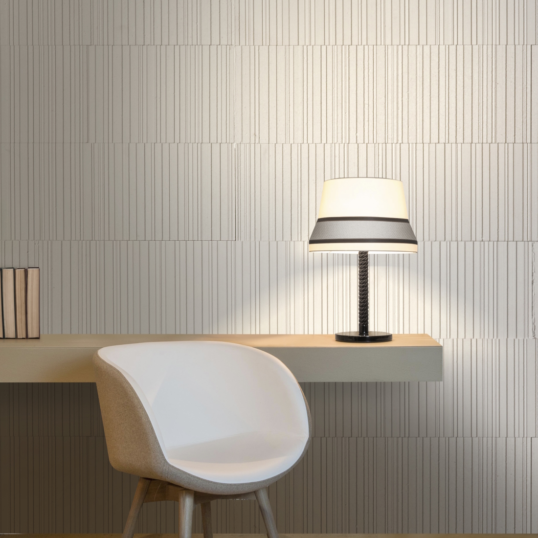 Contardi Audrey Medium Table Lamp LIFESTYLE S 01