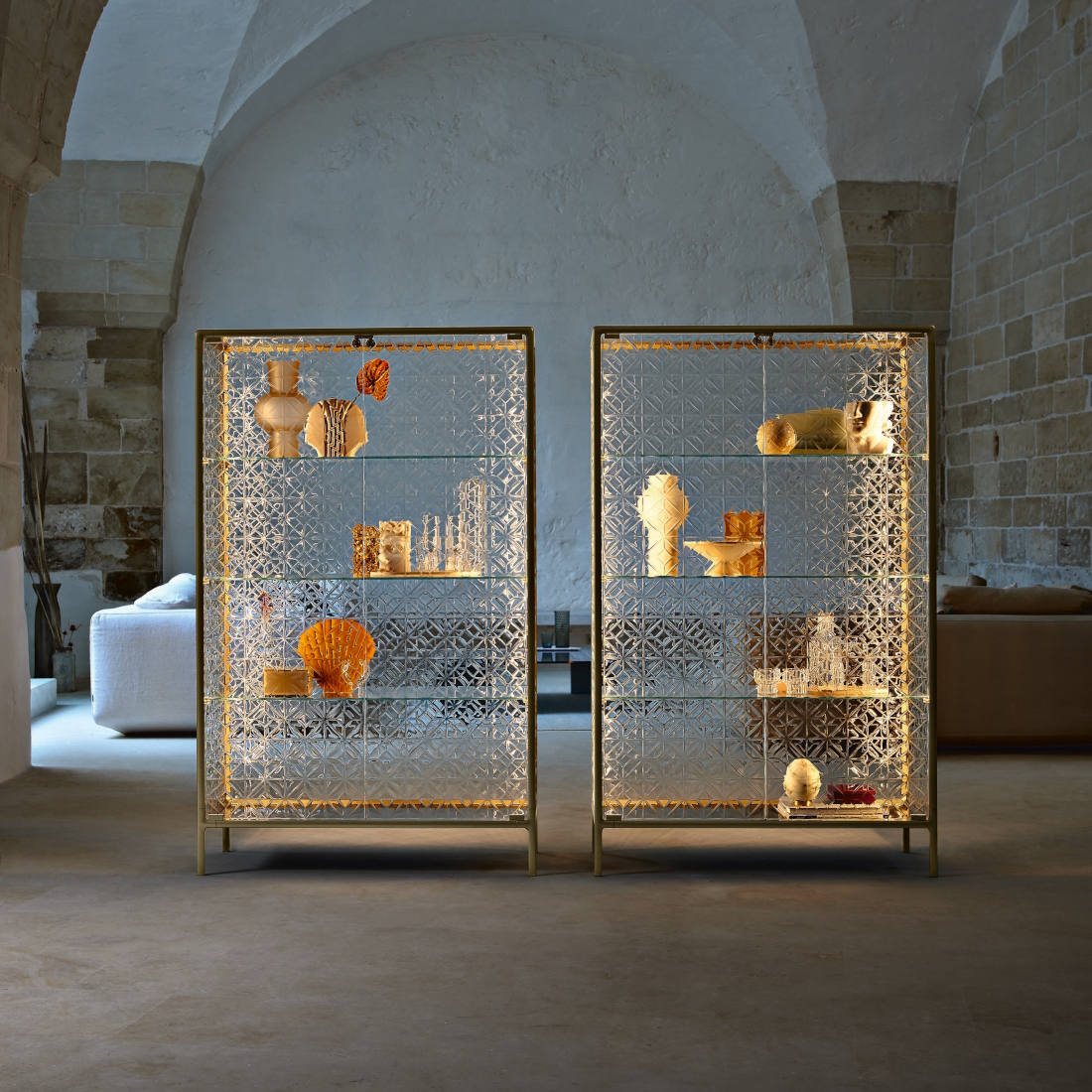 Fiam Italia Echoes Display LIFESTYLE S 02