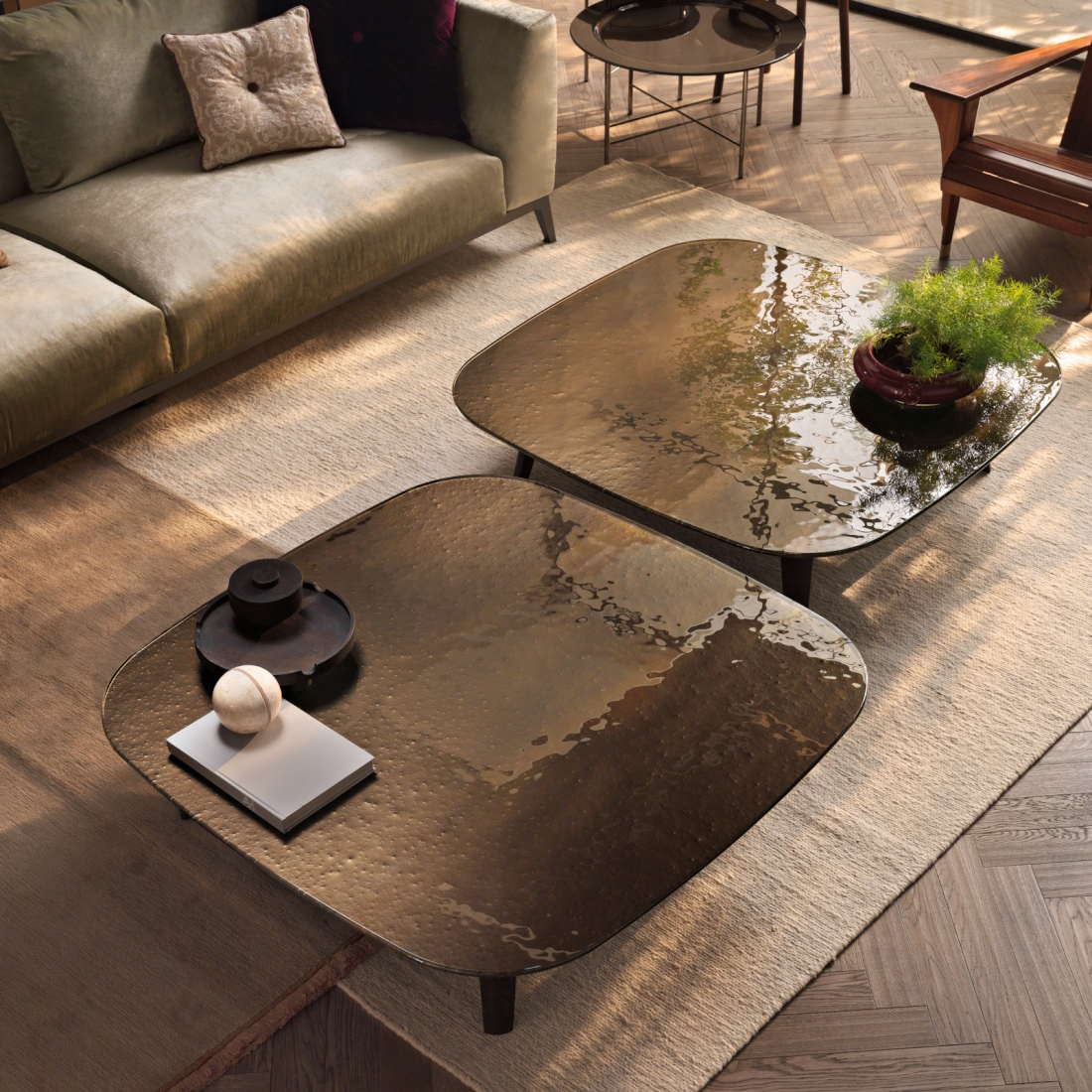 Fiam Italia Magma Coffee Table LIFESTYLE Brown Fused Glass S 01