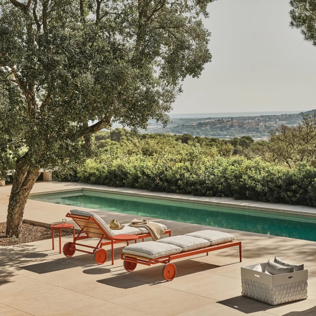 Flexform Atlante Wood Daybed with cushion LIFESTYLE S 01