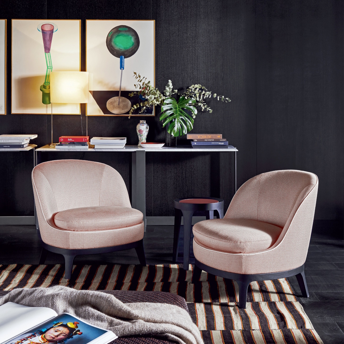 Flexform Dragonfly Small Armchair LIFESTYLE S 01