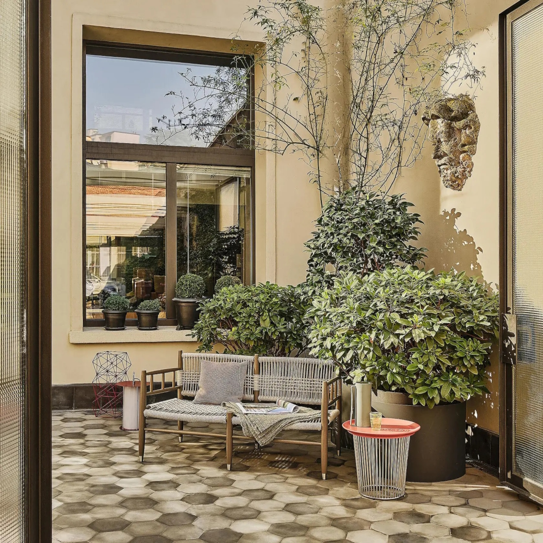 Flexform Lee Outdoor Sofa LIFESTYLE S 01