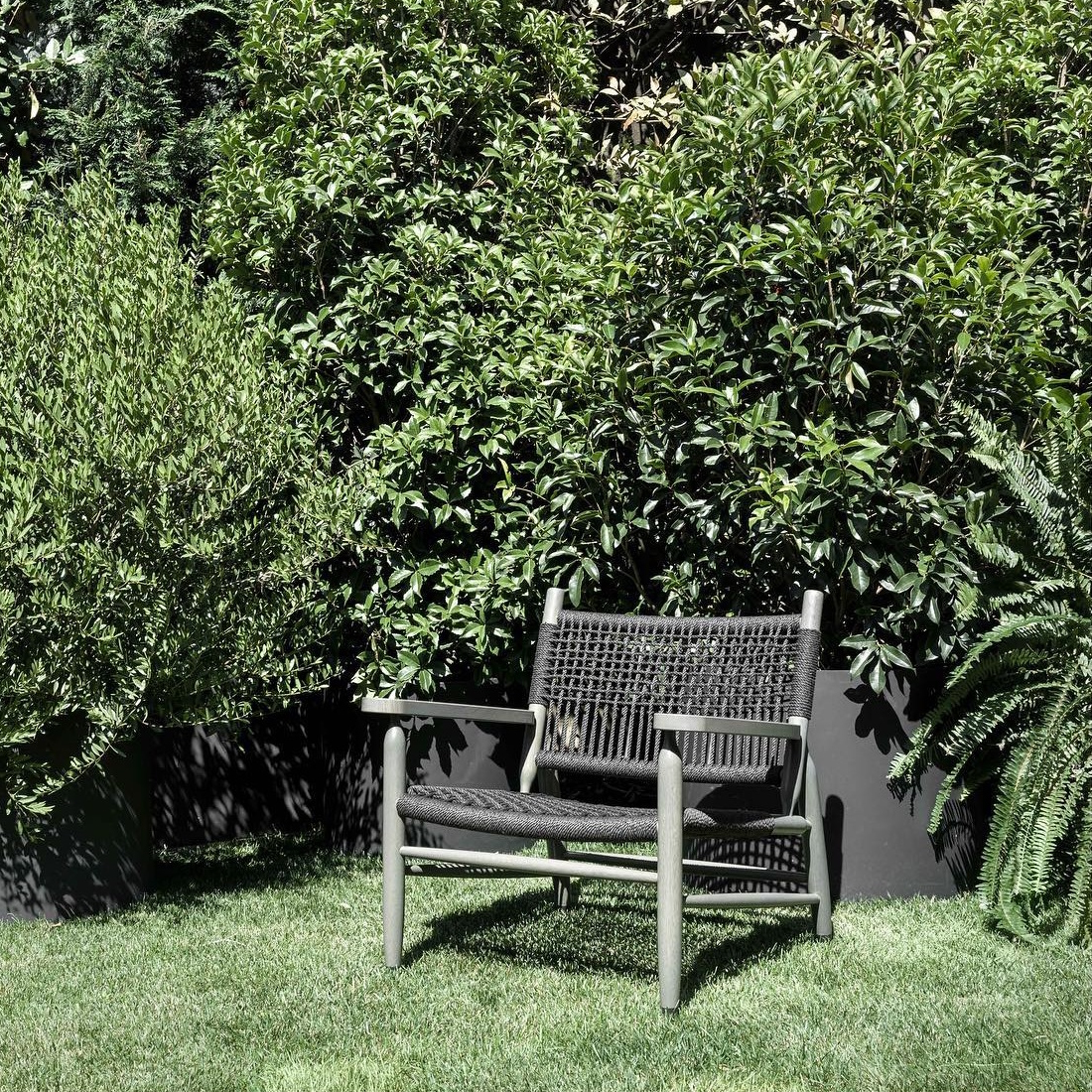 Flexform Tessa Outdoor Armchair LIFESTYLE S 01