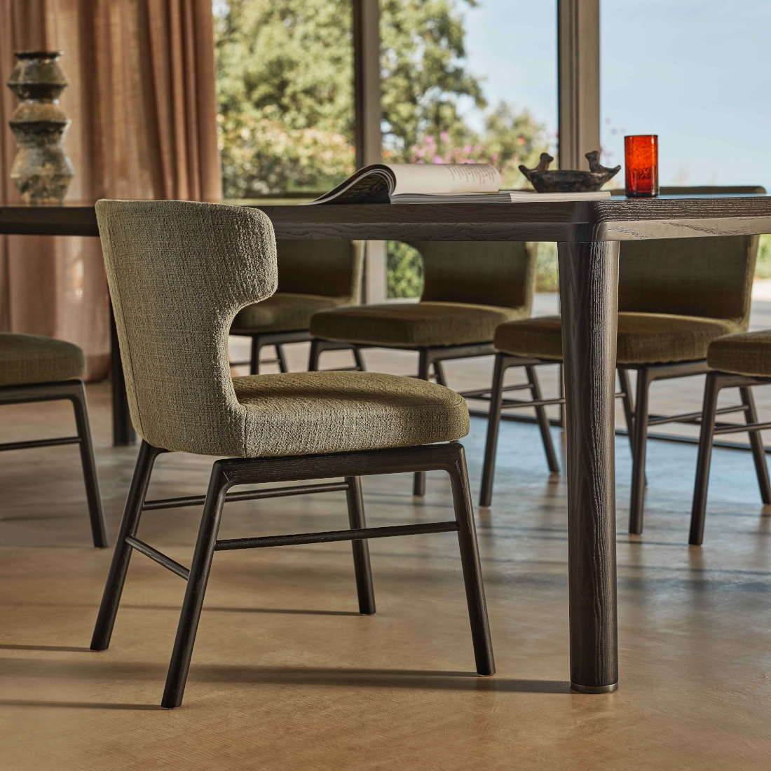 Flexform Vesta Indoor Dining Chair LIFESTYLE 02