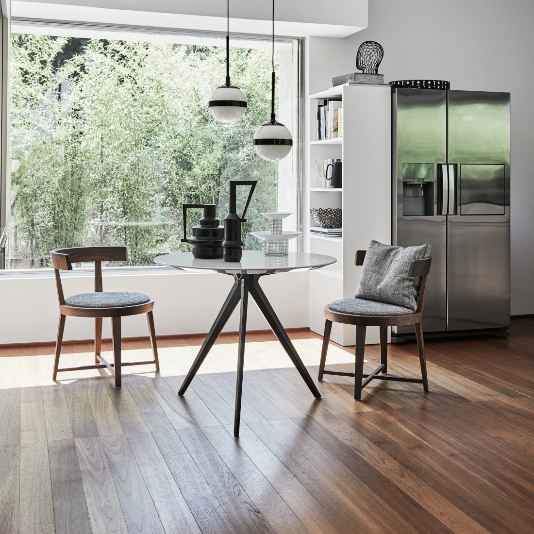 Flexform Zefiro Round Dining Table LIFESTYLE S 01