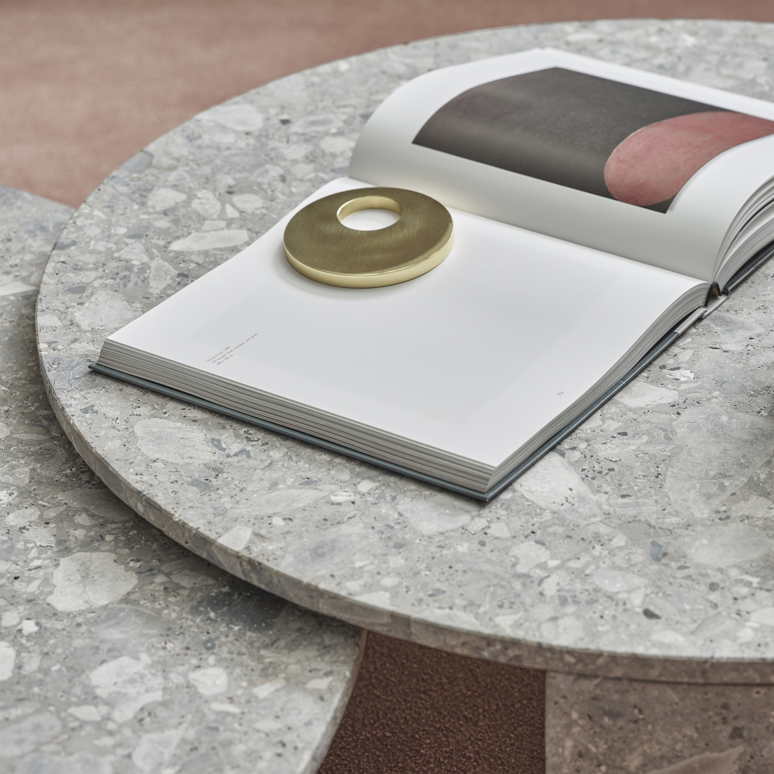 Gallotti Radice Clemo Coffee Table LIFESTYLE 01