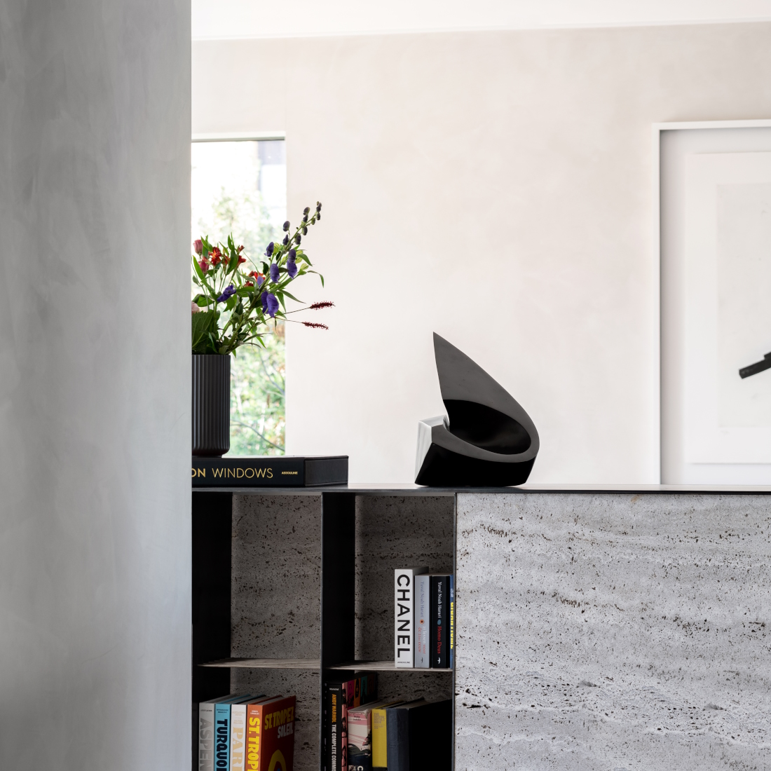 Gardeco Hollow Sphere Sculpture GND GA334 LIFESTYLE S 01