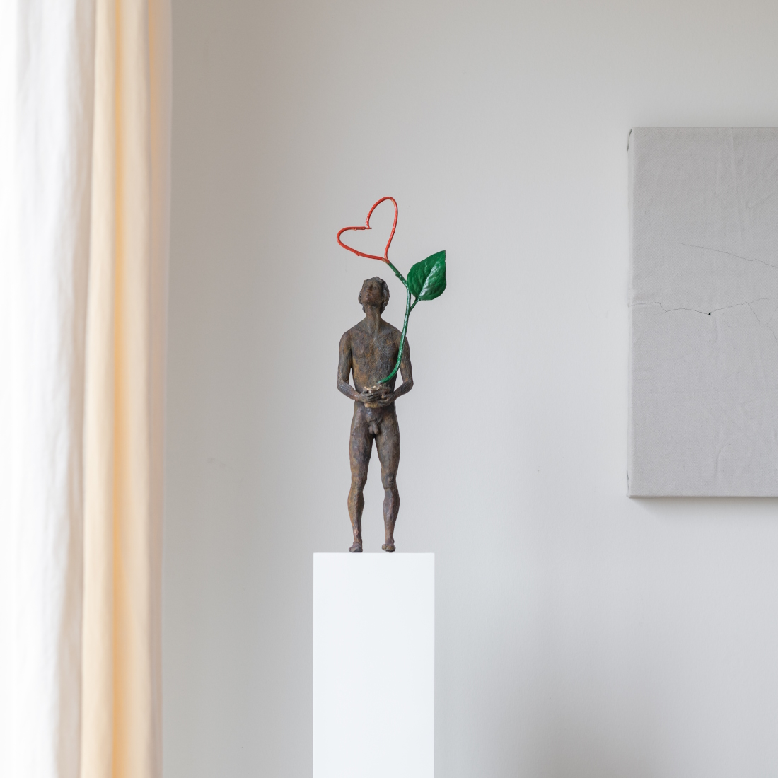 Gardeco Thought IV Love Sculpture GND GA329 LIFESTYLE S 01