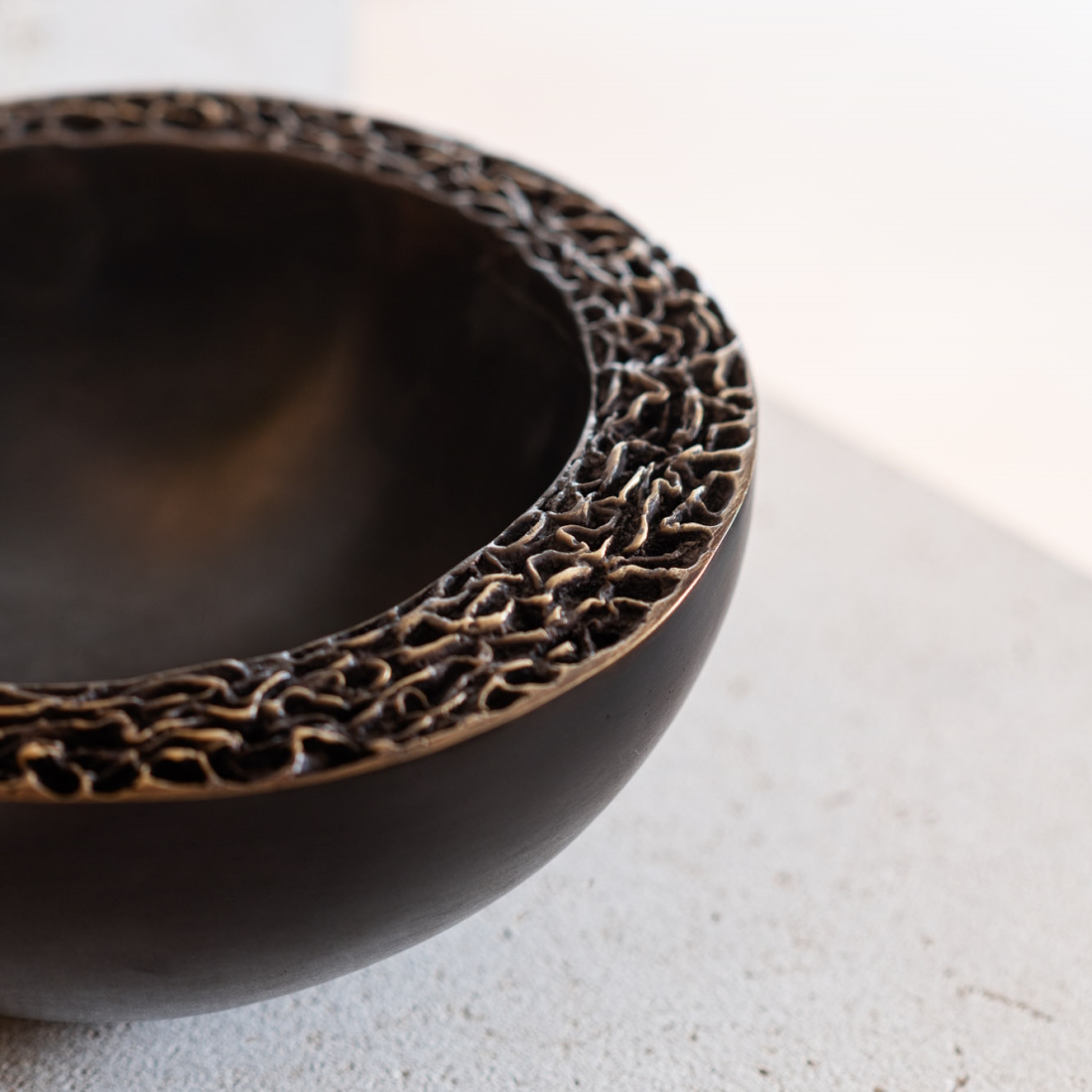 Gardeco Venice Bronze Bowl GND GA86 LIFESTYLE S 02