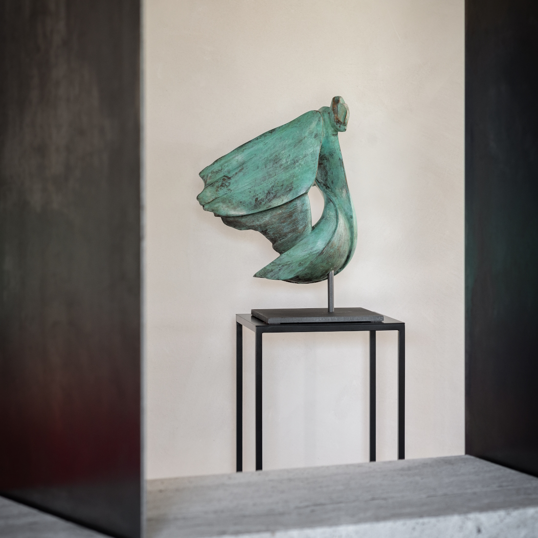 Gardeco Verso L Alto Sculpture GND GA338 LIFESTYLE S 02