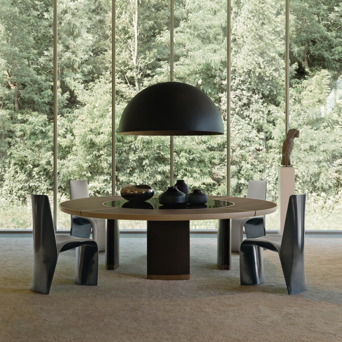 Giorgetti Gordon Oval Dining Table 2 LIFESTYLE 01