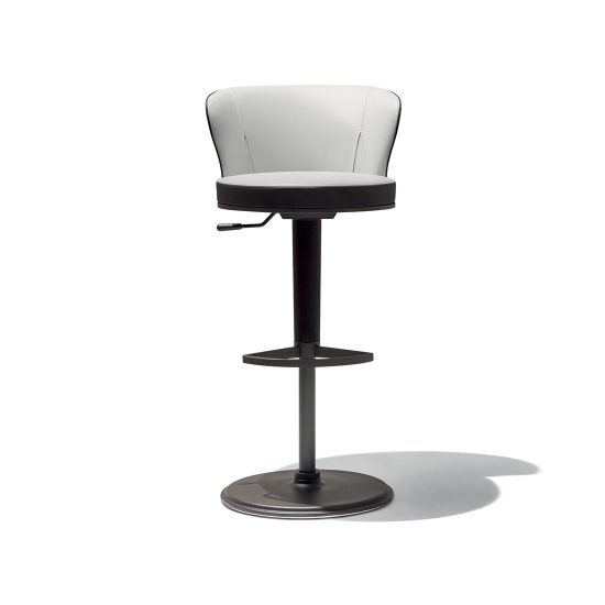 Giorgetti Ode Bar Stool STILL LIFE S 01