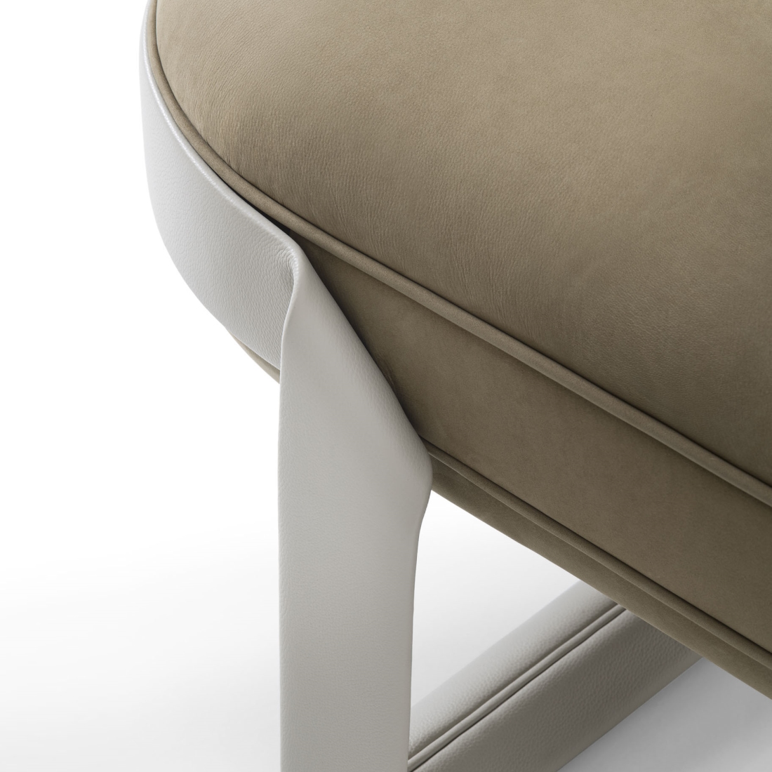 Giorgetti Shirley Bench STILL LIFE S 04