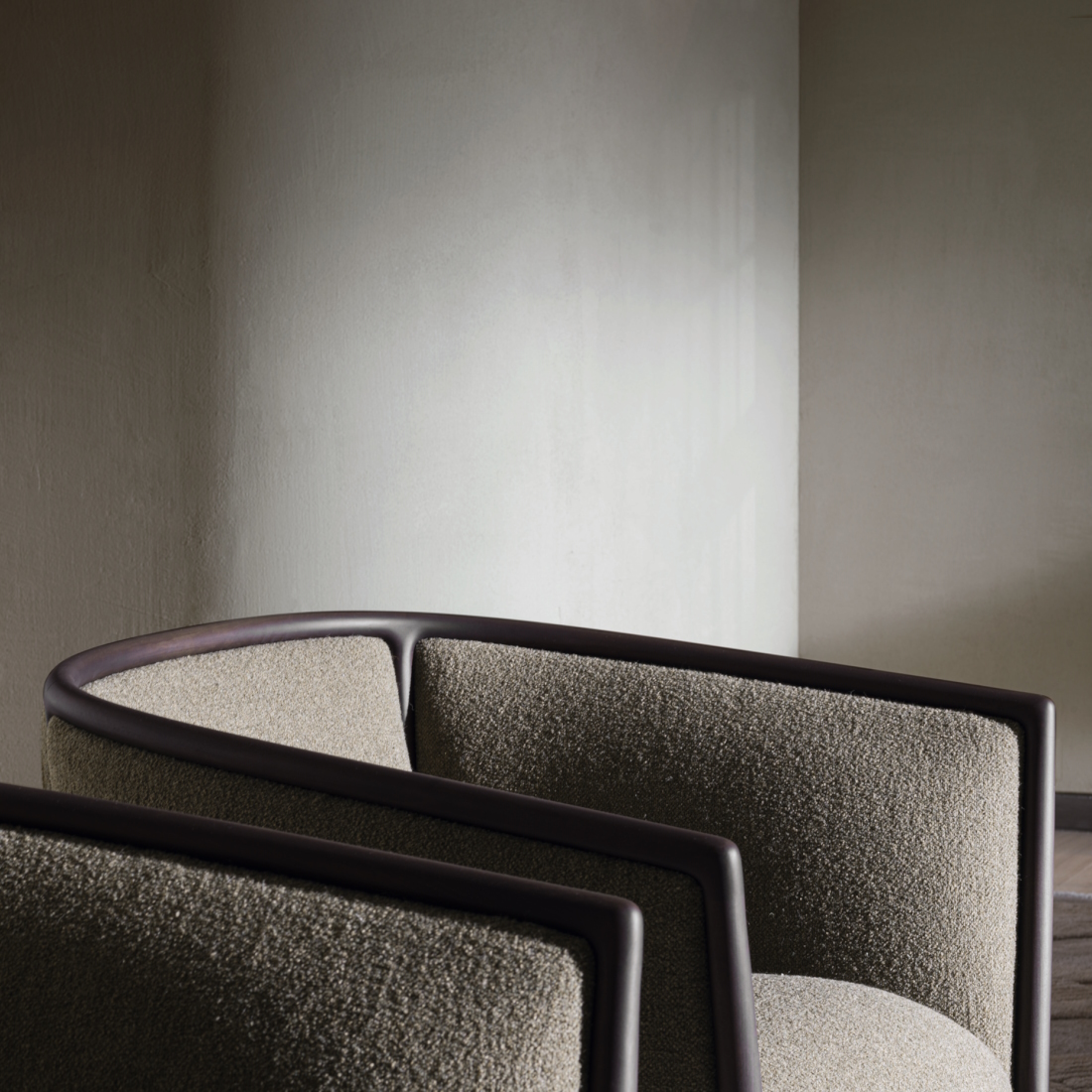 Molteni C Margou Armchair LIFESTYLE S 03