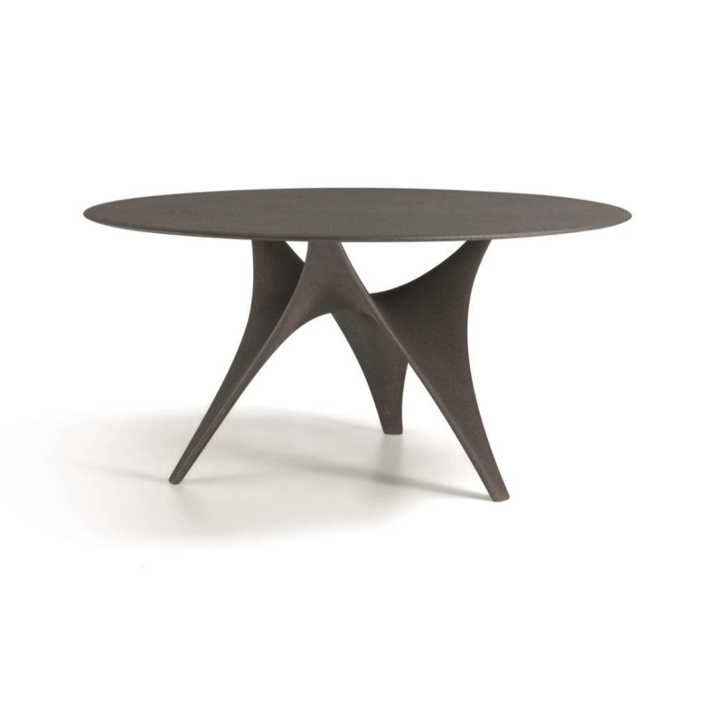 Molteni C Outdoor Arc Dining Table STILL LIFE S 01