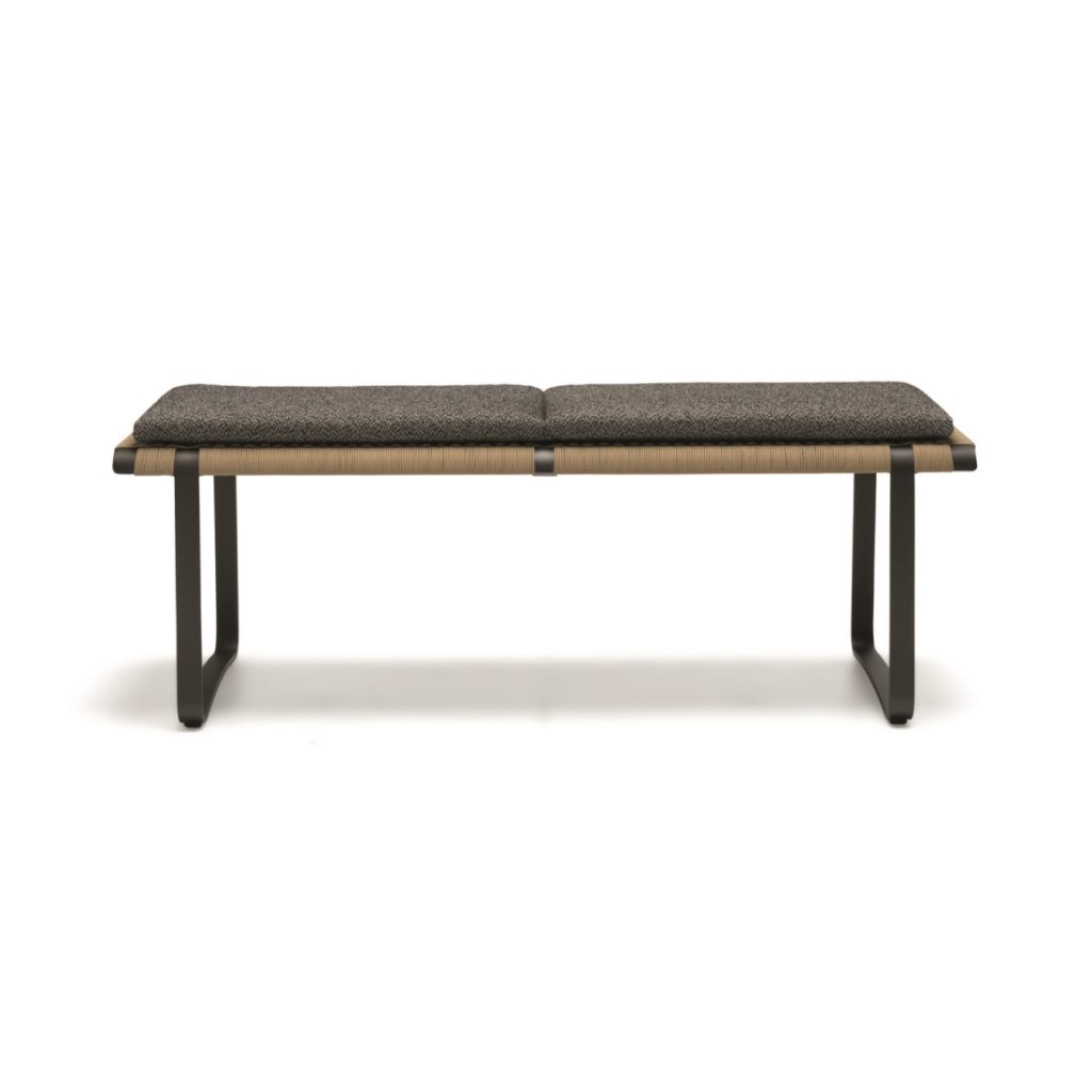 Molteni C Outdoor Furniture Green Point Bench STILL LIFE S 01