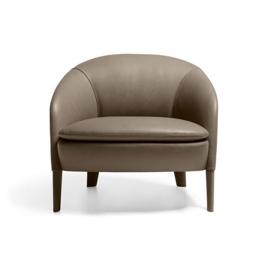 Molteni C Sutton Armchair STILL LIFE S 01