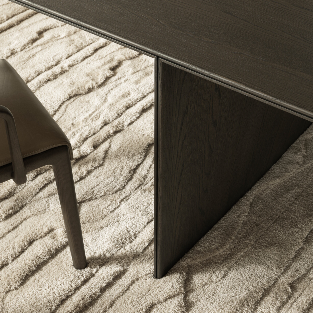 MolteniC Ava Wood Dining Table LIFESTYLE S 03