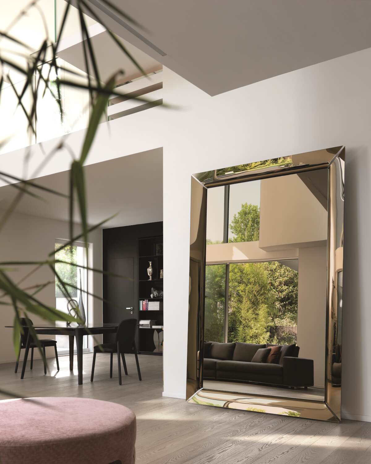Philippe-Starck-Designer-Journal-Fiam-Caadre-Mirror-02
