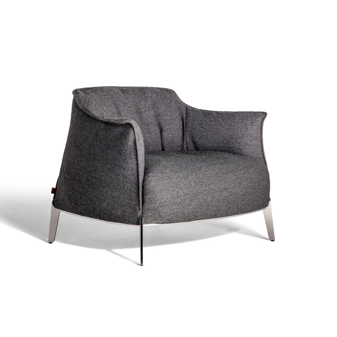 Poltrona Frau Archibald Gran Comfort Armchair STILL LIFE S 02