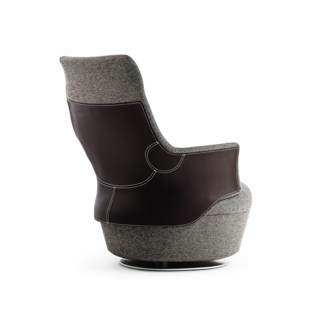 Poltrona Frau Assaya Armchair STILL LIFE S 03