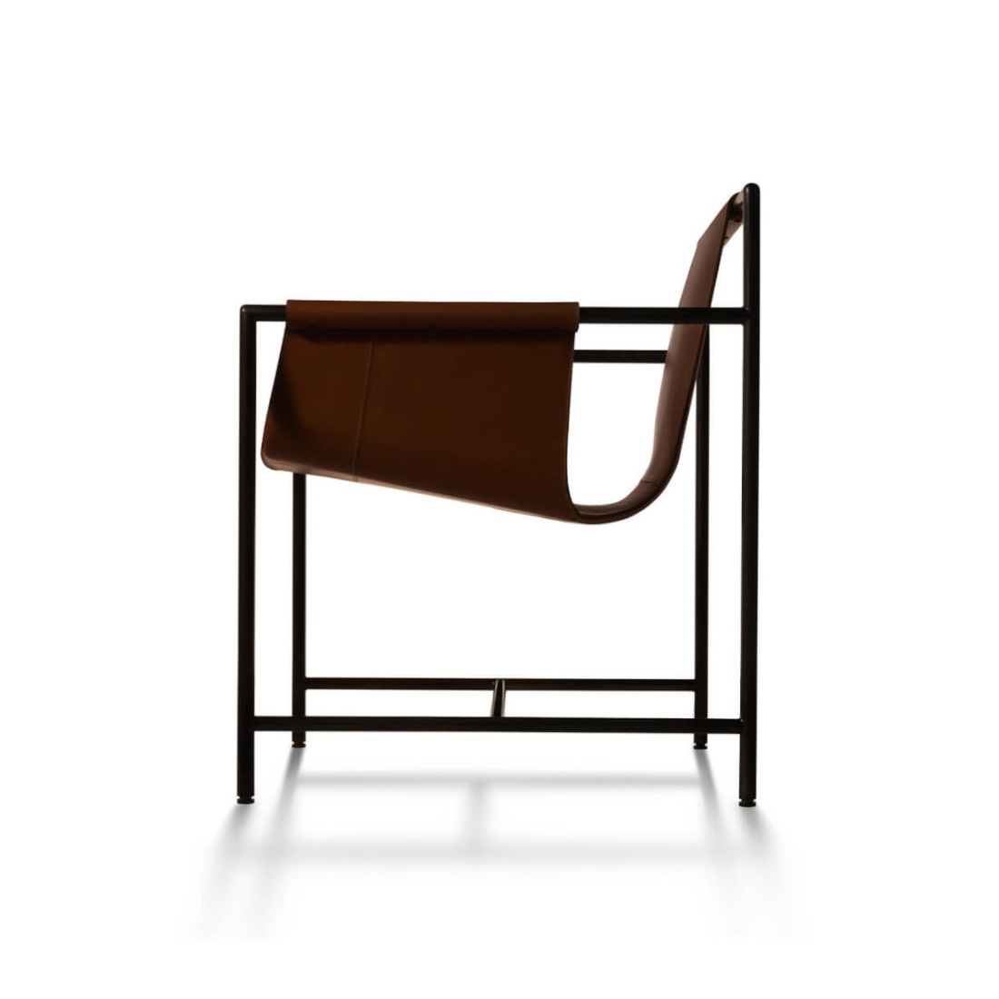 Poltrona Frau Mings Heart Armchair STILL LIFE S 03