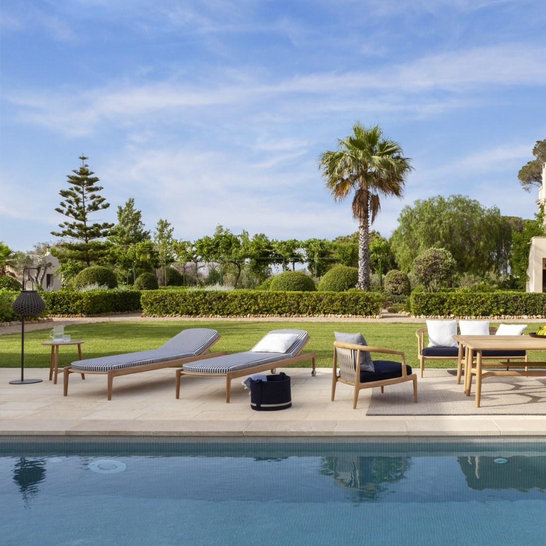 Poltrona Frau The Secret Garden Sunlounger LIFESTYLE S 03