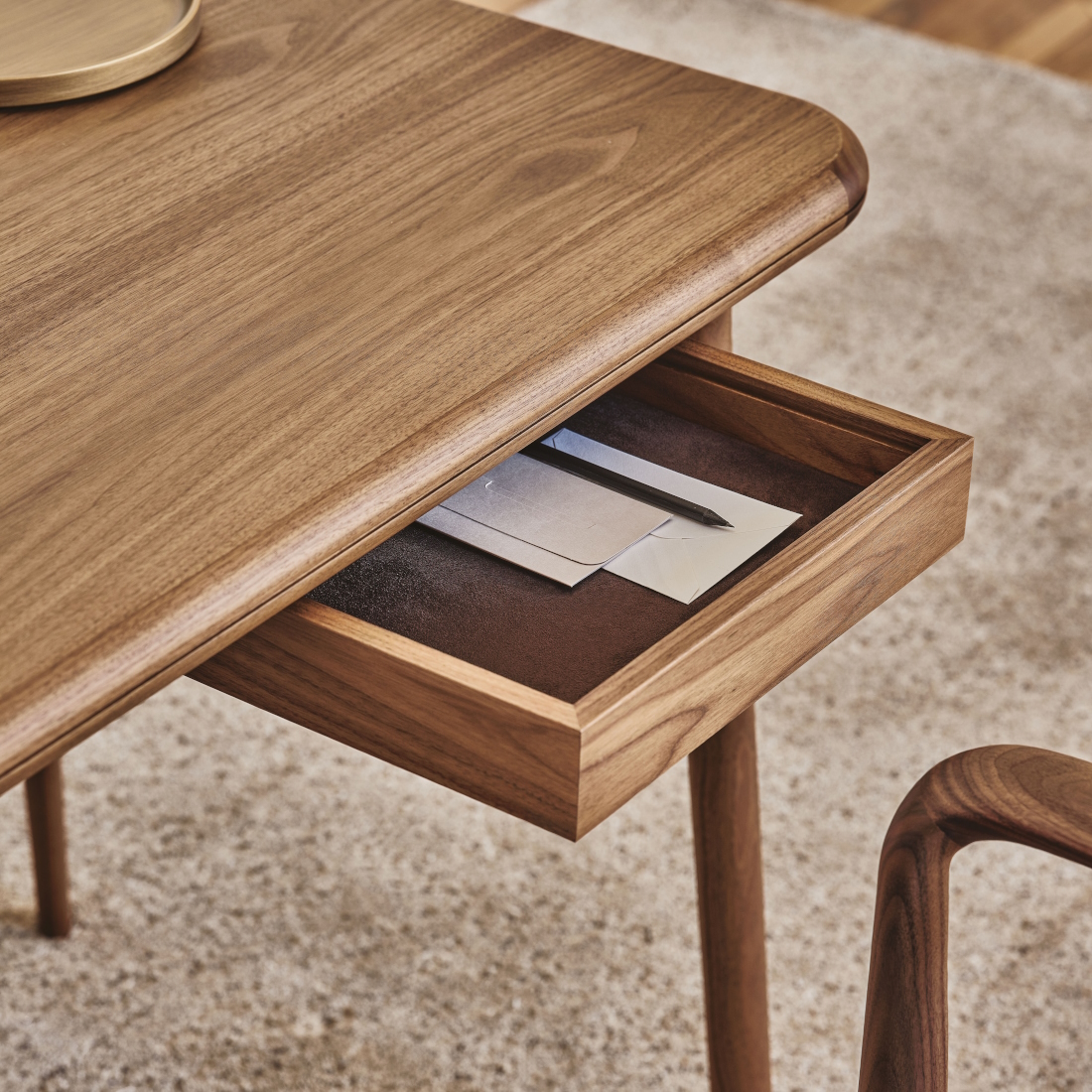 Porada Aksel Desk LIFESTYLE S 04