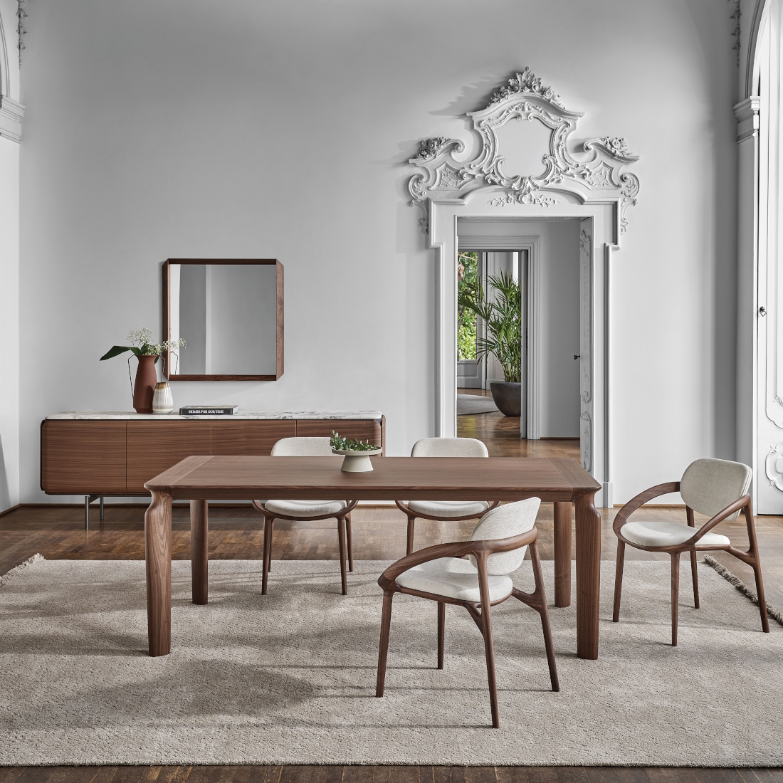 Porada Amphora Extendable Wood Dining Table LIFESTYLE S 01