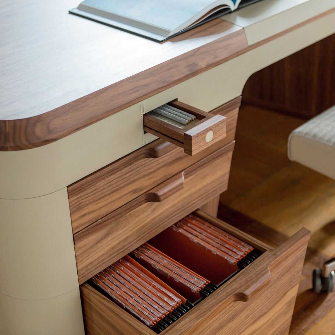 Porada Flavio Desk LIFESTYLE S 03