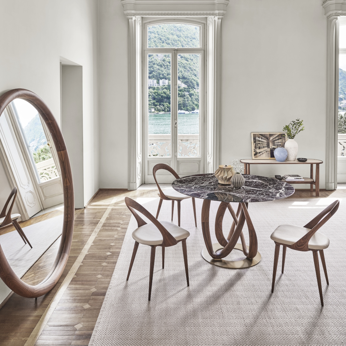 Porada Infinity Round Marble Dining Table LIFESTYLE S 01