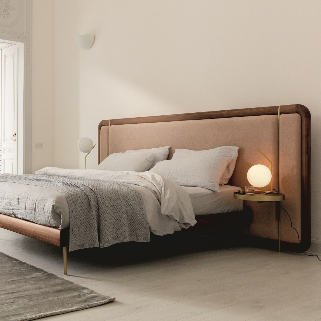 Porada Killian Bed with tables LIFESTYLE S 01